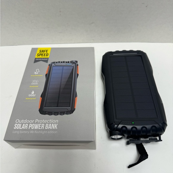 Solar Power Bank External Battery 5V 3.1A Qc 3.0 Fast Charger Flashlight (Black) - Picture 13 of 13